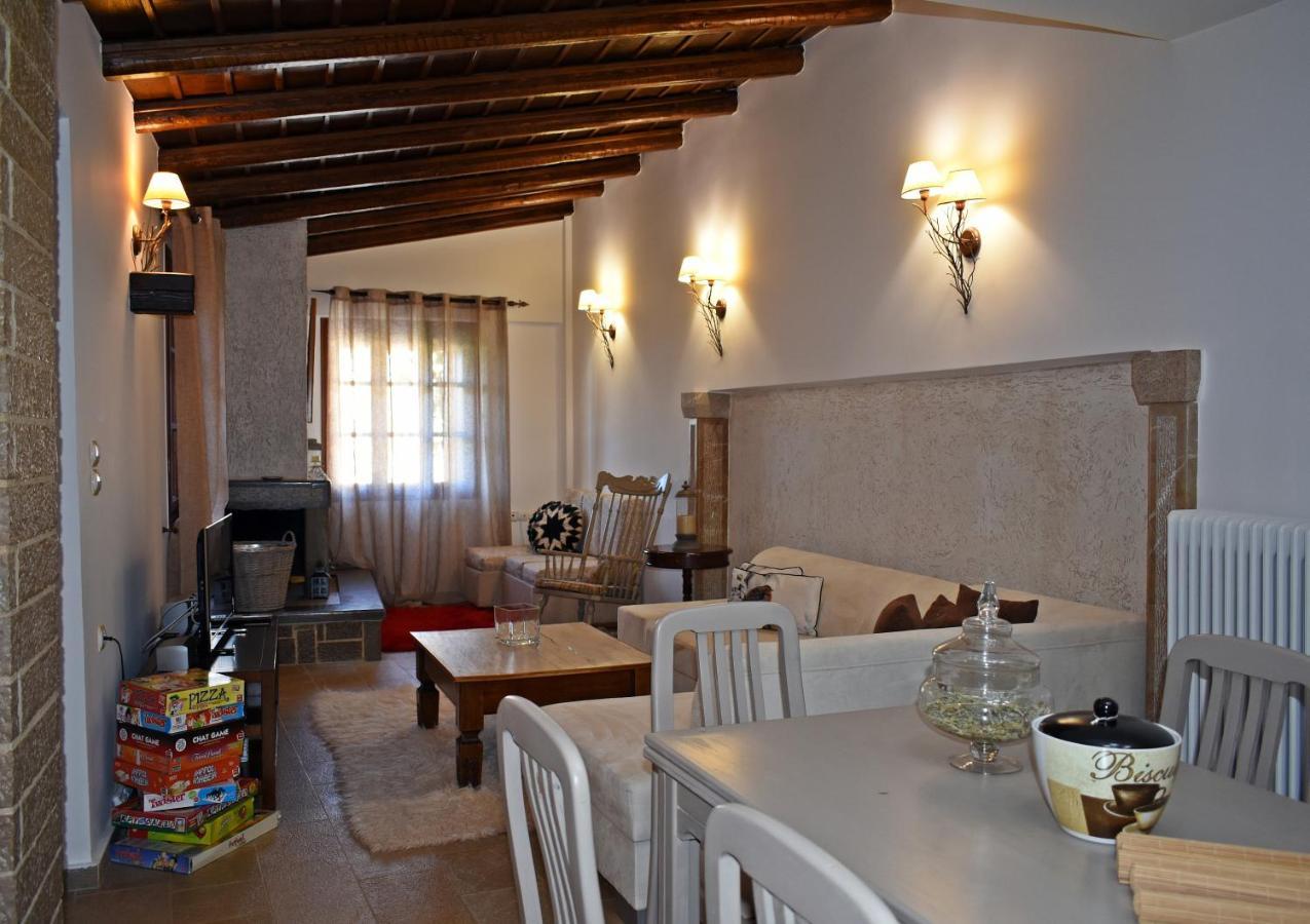 Dimos Suite Arachova Exterior foto